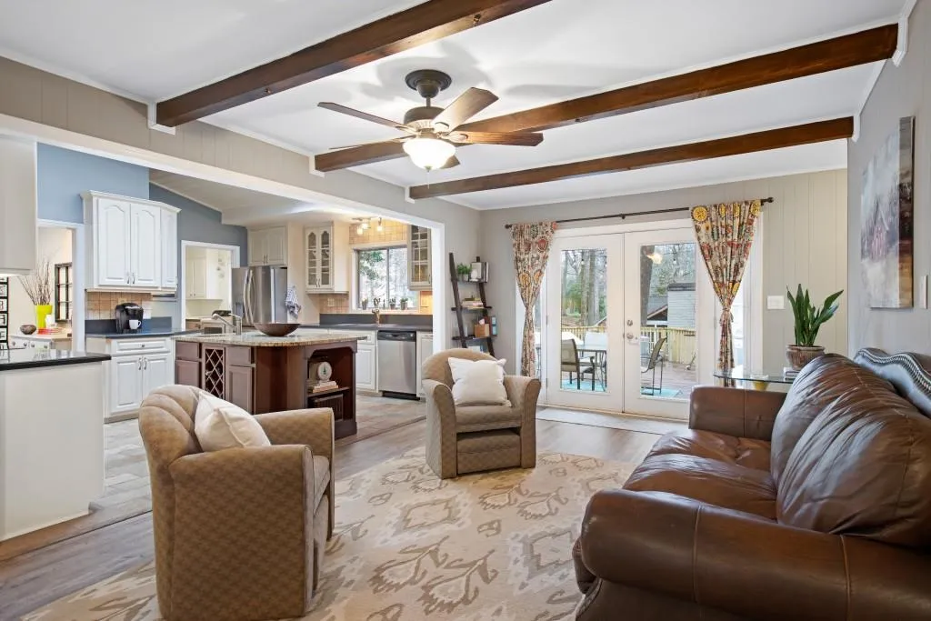 335 Westerhall Court, Atlanta, Georgia 30328, 4 Bedrooms Bedrooms, ,3 BathroomsBathrooms,Residential,Sold,335 Westerhall Court,6673814