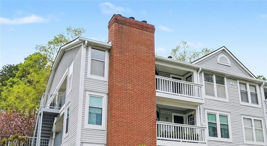 1325 Keys Lake Drive Ne, Brookhaven, Georgia 30319