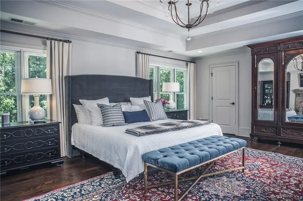 17 Heards Overlook Court, Atlanta, Georgia 30328, 5 Bedrooms Bedrooms, ,4 BathroomsBathrooms,Residential,Sold,17 Heards Overlook Court,6718450