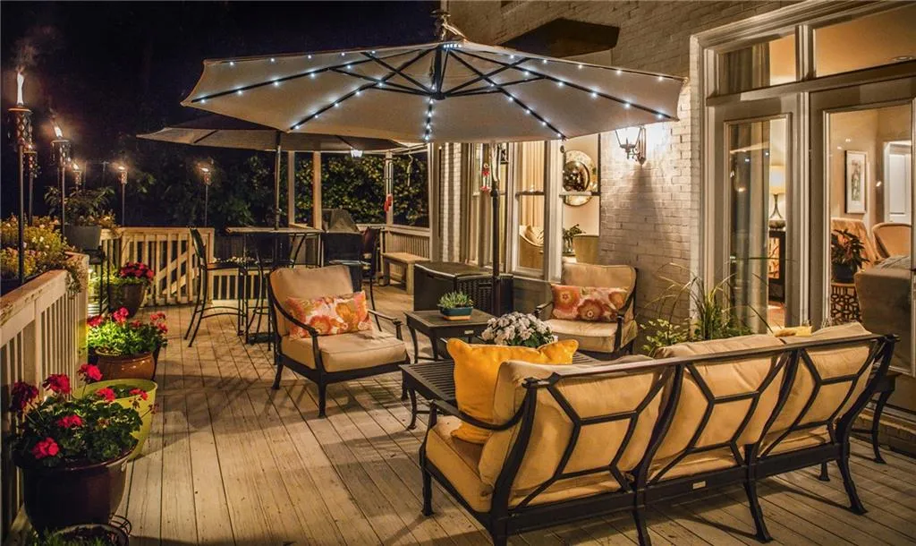 17 Heards Overlook Court, Atlanta, Georgia 30328, 5 Bedrooms Bedrooms, ,4 BathroomsBathrooms,Residential,Sold,17 Heards Overlook Court,6718450