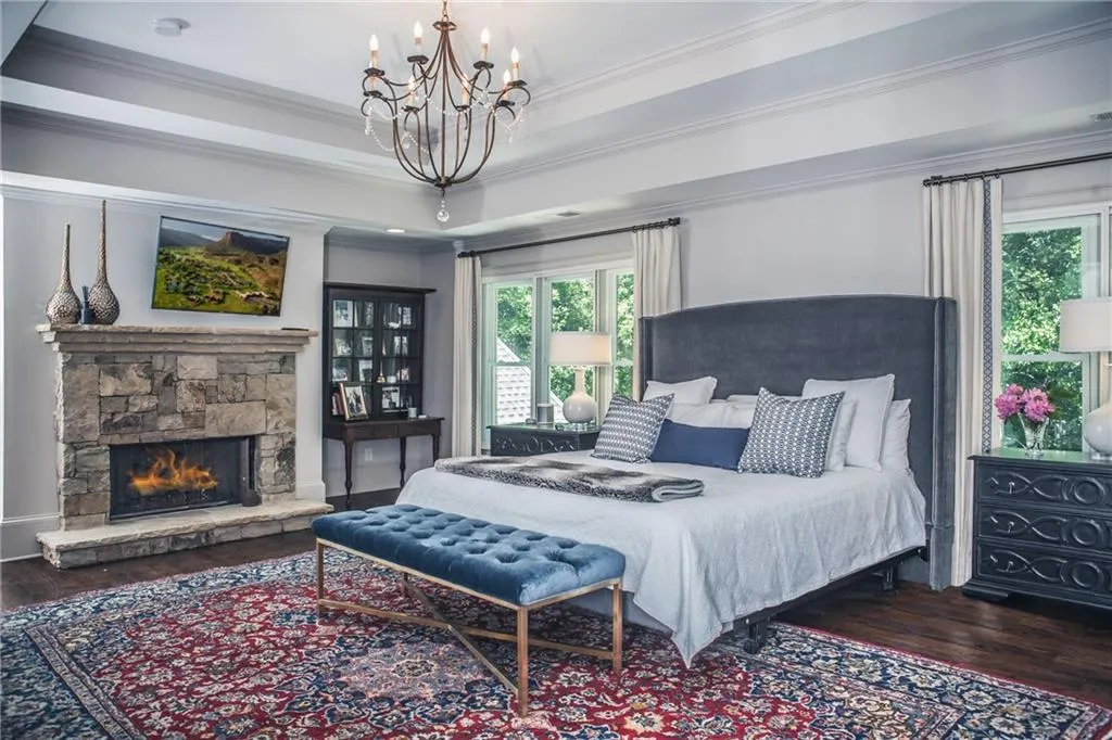 17 Heards Overlook Court, Atlanta, Georgia 30328, 5 Bedrooms Bedrooms, ,4 BathroomsBathrooms,Residential,Sold,17 Heards Overlook Court,6718450