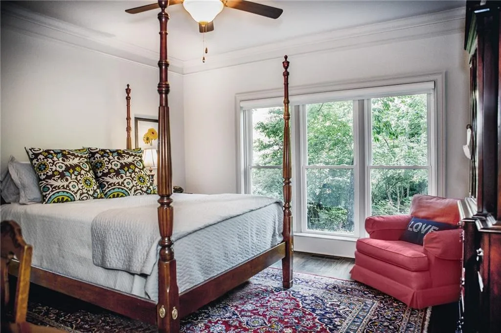 17 Heards Overlook Court, Atlanta, Georgia 30328, 5 Bedrooms Bedrooms, ,4 BathroomsBathrooms,Residential,Sold,17 Heards Overlook Court,6718450
