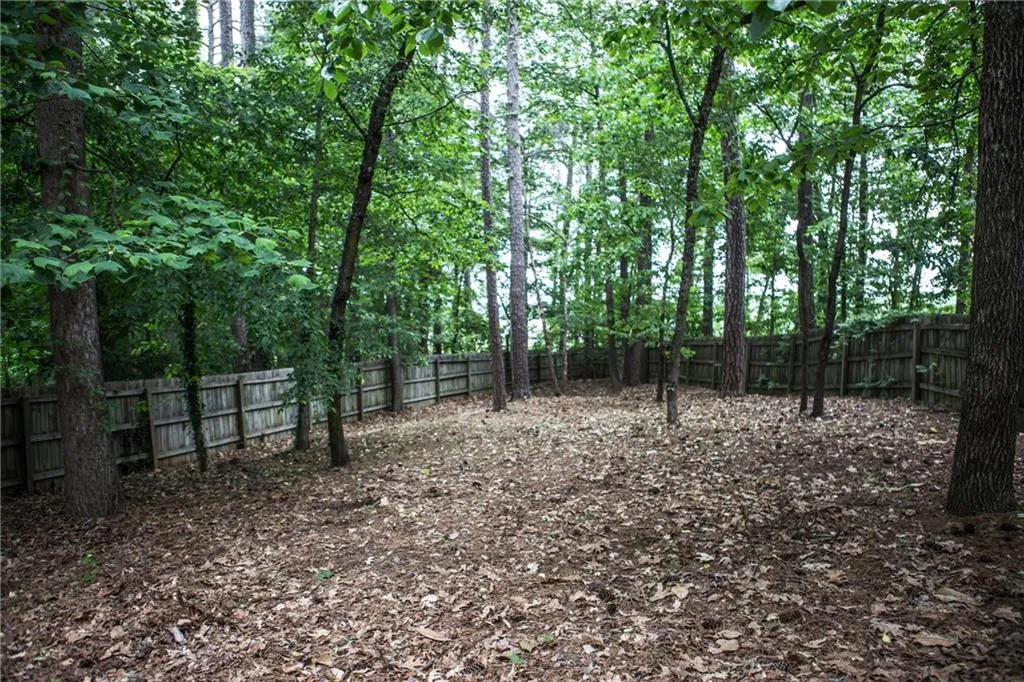 17 Heards Overlook Court, Atlanta, Georgia 30328, 5 Bedrooms Bedrooms, ,4 BathroomsBathrooms,Residential,Sold,17 Heards Overlook Court,6718450
