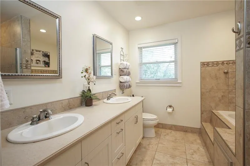 4745 Huntley Drive, Atlanta, Georgia 30342, 5 Bedrooms Bedrooms, ,3 BathroomsBathrooms,Residential,Sold,4745 Huntley Drive,6640109