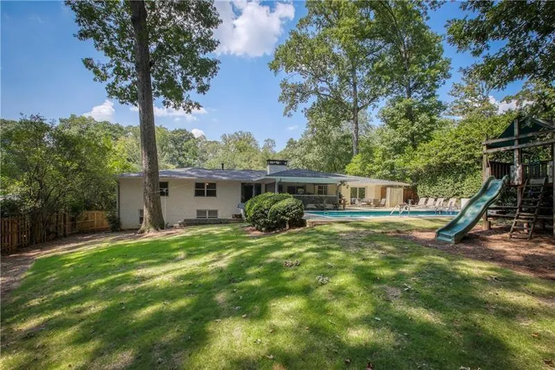 4745 Huntley Drive, Atlanta, Georgia 30342, 5 Bedrooms Bedrooms, ,3 BathroomsBathrooms,Residential,Sold,4745 Huntley Drive,6640109