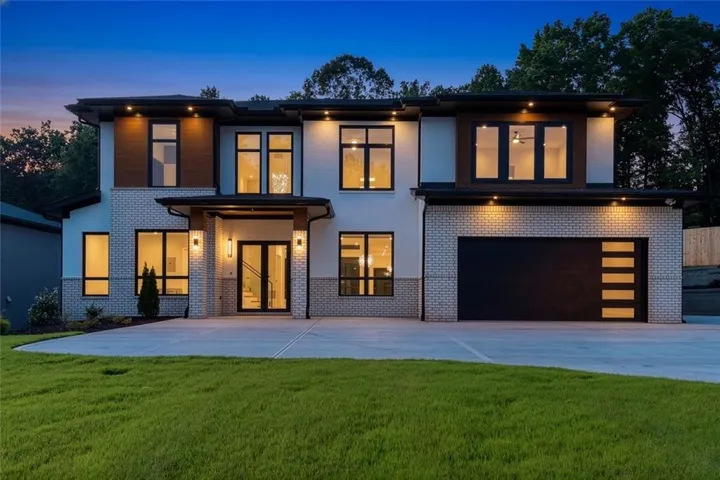816 Riverside Road, Sugar Hill, Georgia 30518