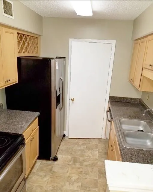 1706 Wingate Way Unit 1706, Atlanta, Georgia 30350, 2 Bedrooms Bedrooms, ,2 BathroomsBathrooms,Residential,Sold,1706 Wingate Way Unit 1706,5929557