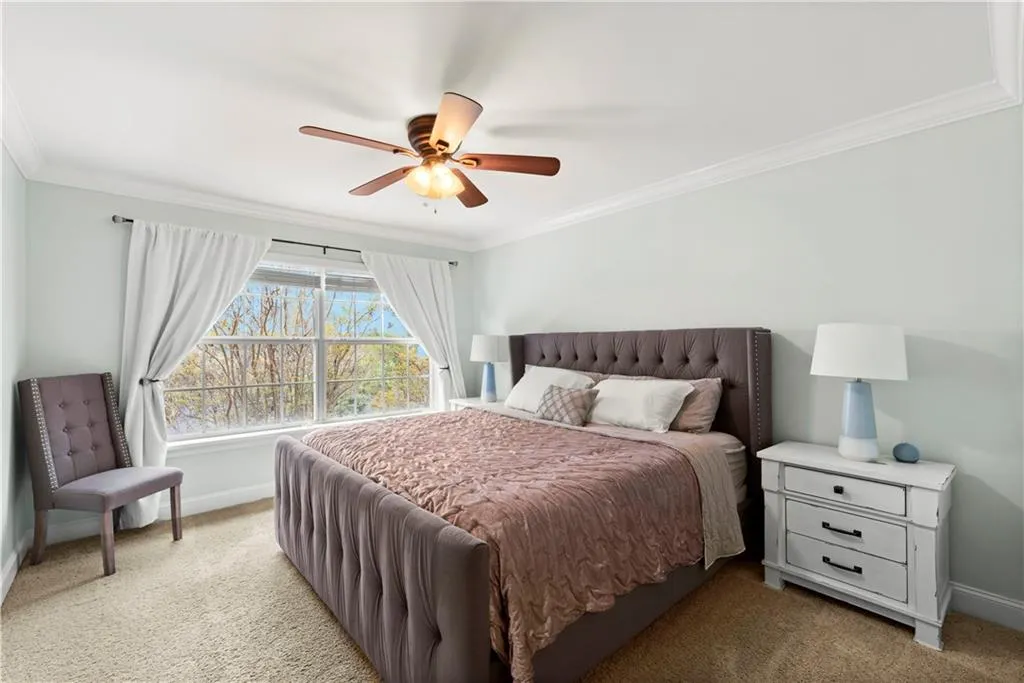 6980 Roswell Road Unit E1, Sandy Springs, Georgia 30328, 2 Bedrooms Bedrooms, ,1 BathroomBathrooms,Residential,Sold,6980 Roswell Road Unit E1,7027519