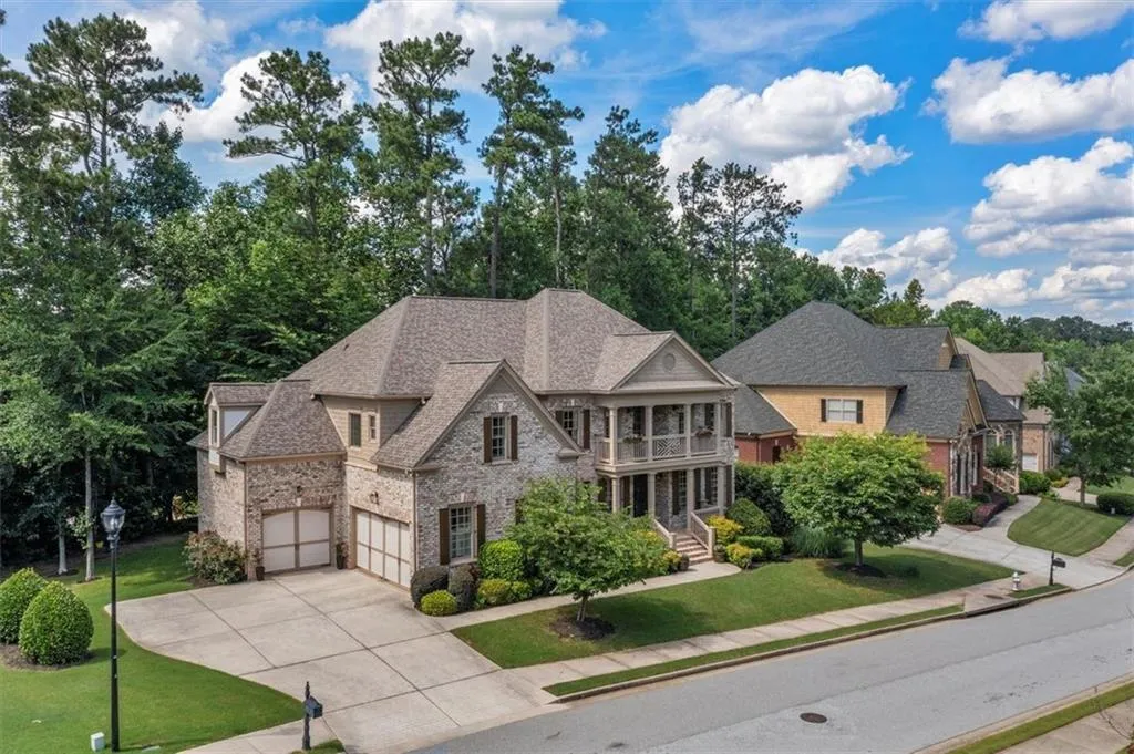 3912 Dahlwiny Court, Sandy Springs, Georgia 30350, 5 Bedrooms Bedrooms, ,4 BathroomsBathrooms,Residential,Sold,3912 Dahlwiny Court,6905614