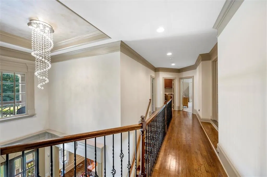 3912 Dahlwiny Court, Sandy Springs, Georgia 30350, 5 Bedrooms Bedrooms, ,4 BathroomsBathrooms,Residential,Sold,3912 Dahlwiny Court,6905614
