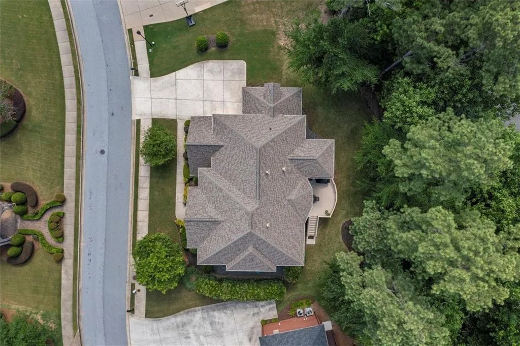 3912 Dahlwiny Court, Sandy Springs, Georgia 30350, 5 Bedrooms Bedrooms, ,4 BathroomsBathrooms,Residential,Sold,3912 Dahlwiny Court,6905614