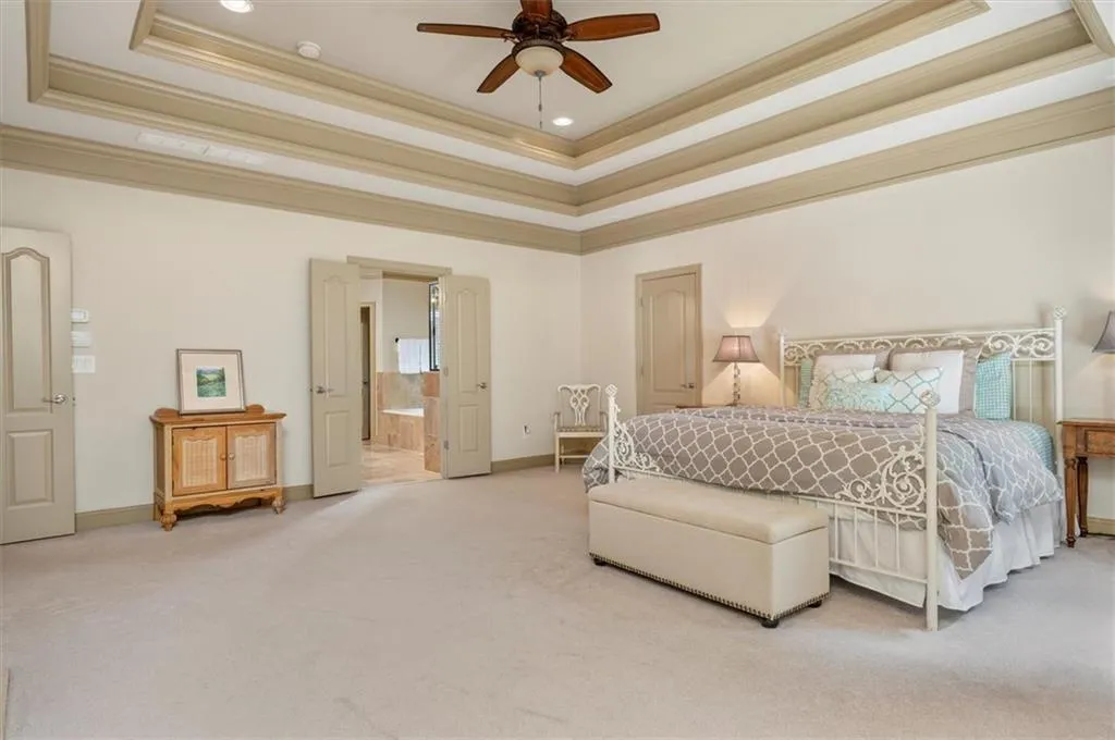 3912 Dahlwiny Court, Sandy Springs, Georgia 30350, 5 Bedrooms Bedrooms, ,4 BathroomsBathrooms,Residential,Sold,3912 Dahlwiny Court,6905614