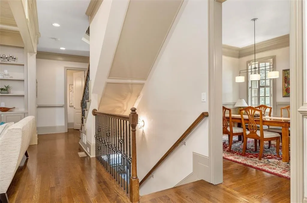 3912 Dahlwiny Court, Sandy Springs, Georgia 30350, 5 Bedrooms Bedrooms, ,4 BathroomsBathrooms,Residential,Sold,3912 Dahlwiny Court,6905614