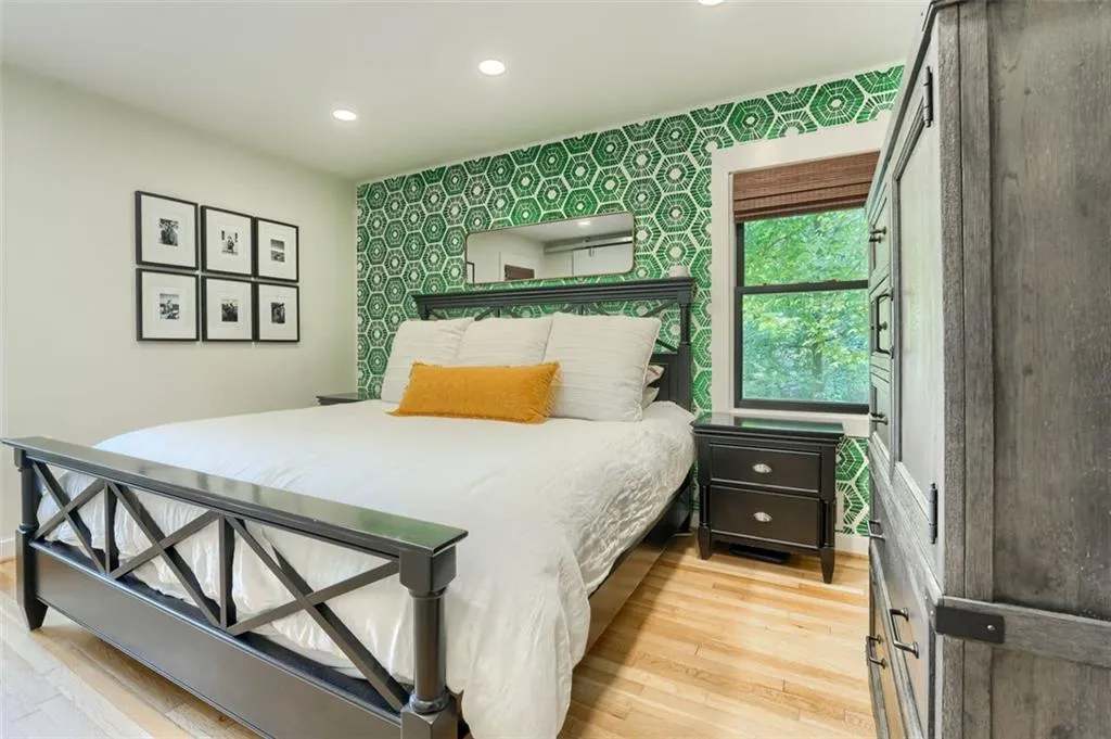 6575 Wright Road, Sandy Springs, Georgia 30328, 3 Bedrooms Bedrooms, ,2 BathroomsBathrooms,Residential,Sold,6575 Wright Road,7066360