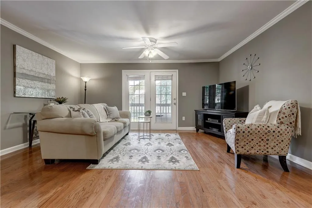 408 Brighton Point, Sandy Springs, Georgia 30328, 2 Bedrooms Bedrooms, ,2 BathroomsBathrooms,Residential,Sold,408 Brighton Point,6554487