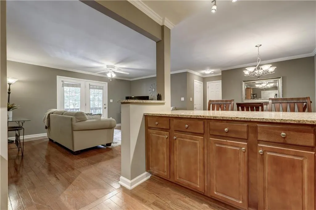 408 Brighton Point, Sandy Springs, Georgia 30328, 2 Bedrooms Bedrooms, ,2 BathroomsBathrooms,Residential,Sold,408 Brighton Point,6554487