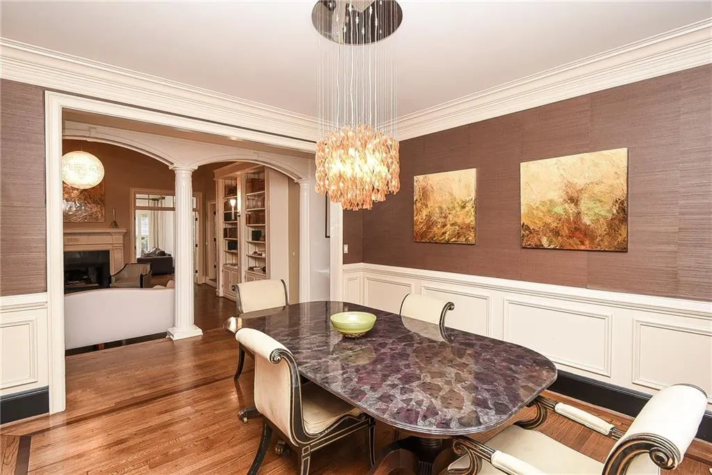 220 Windsor Gate Cove, Atlanta, Georgia 30342, 5 Bedrooms Bedrooms, ,4 BathroomsBathrooms,Residential,Sold,220 Windsor Gate Cove,5677079