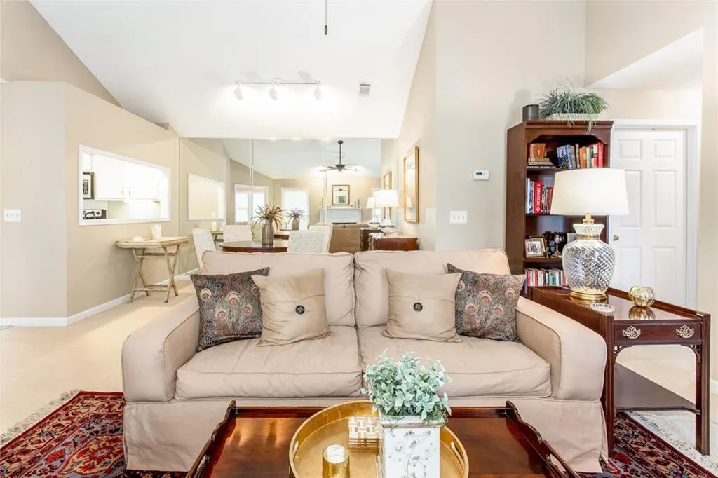 1110 Camden Court, Sandy Springs, Georgia 30327, 2 Bedrooms Bedrooms, ,2 BathroomsBathrooms,Residential,Sold,1110 Camden Court,6509756 1110 Camden Court, Sandy Springs, Georgia 30327, 2 Bedrooms Bedrooms, ,2 BathroomsBathrooms,Residential,Sold,1110 Camden Court,6509756