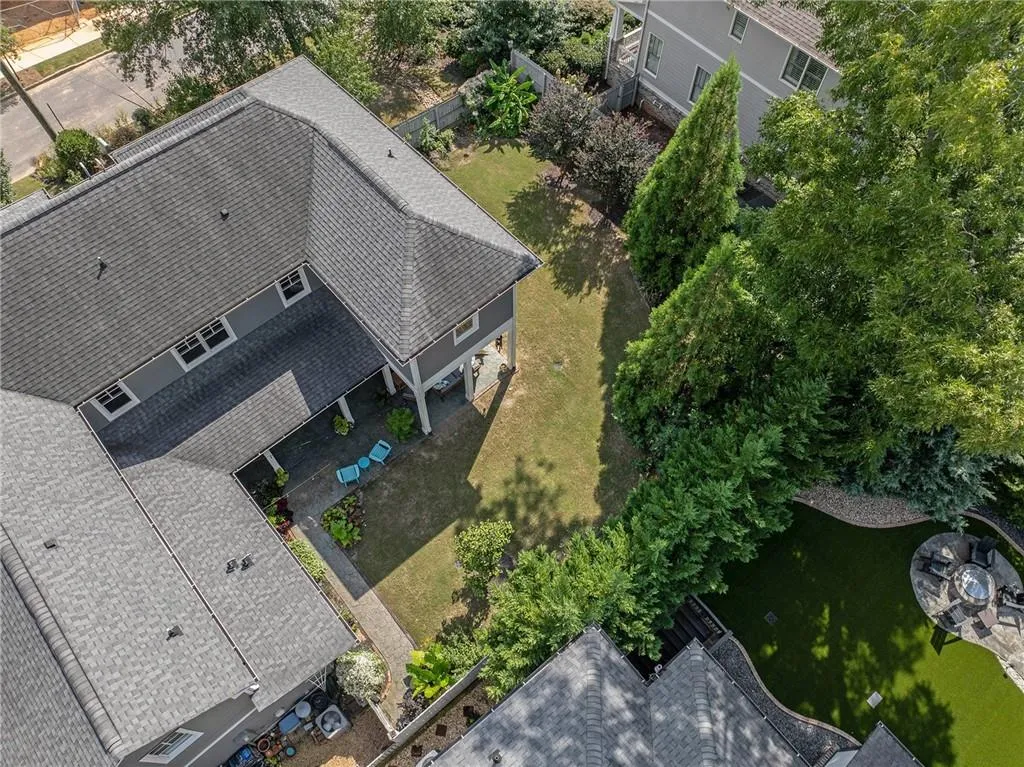 2555 Caldwell Road Ne, Atlanta, Georgia 30319, 5 Bedrooms Bedrooms, ,4 BathroomsBathrooms,Residential,For Sale,2555 Caldwell Road Ne,7642113