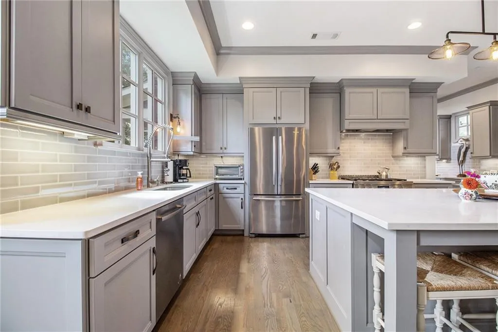 2555 Caldwell Road Ne, Atlanta, Georgia 30319, 5 Bedrooms Bedrooms, ,4 BathroomsBathrooms,Residential,For Sale,2555 Caldwell Road Ne,7642113