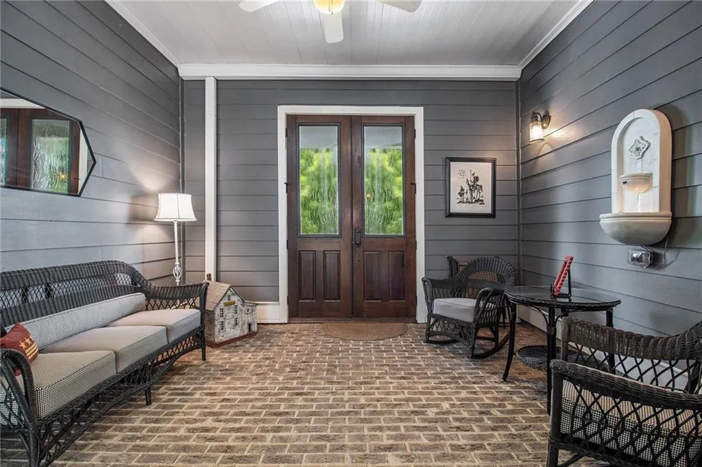 2555 Caldwell Road Ne, Atlanta, Georgia 30319, 5 Bedrooms Bedrooms, ,4 BathroomsBathrooms,Residential,For Sale,2555 Caldwell Road Ne,7642113
