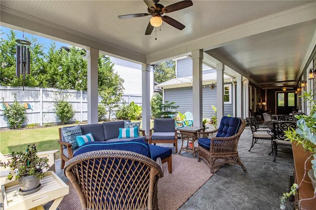 2555 Caldwell Road Ne, Atlanta, Georgia 30319, 5 Bedrooms Bedrooms, ,4 BathroomsBathrooms,Residential,For Sale,2555 Caldwell Road Ne,7642113