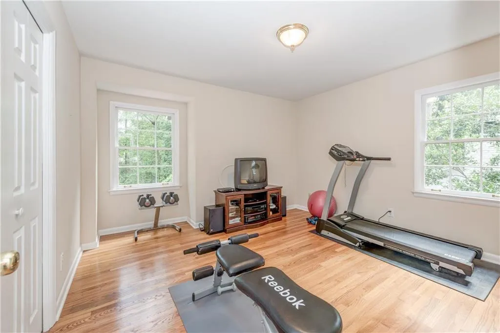 7221 Duncourtney Drive, Atlanta, Georgia 30328, 4 Bedrooms Bedrooms, ,2 BathroomsBathrooms,Residential,Sold,7221 Duncourtney Drive,5747532