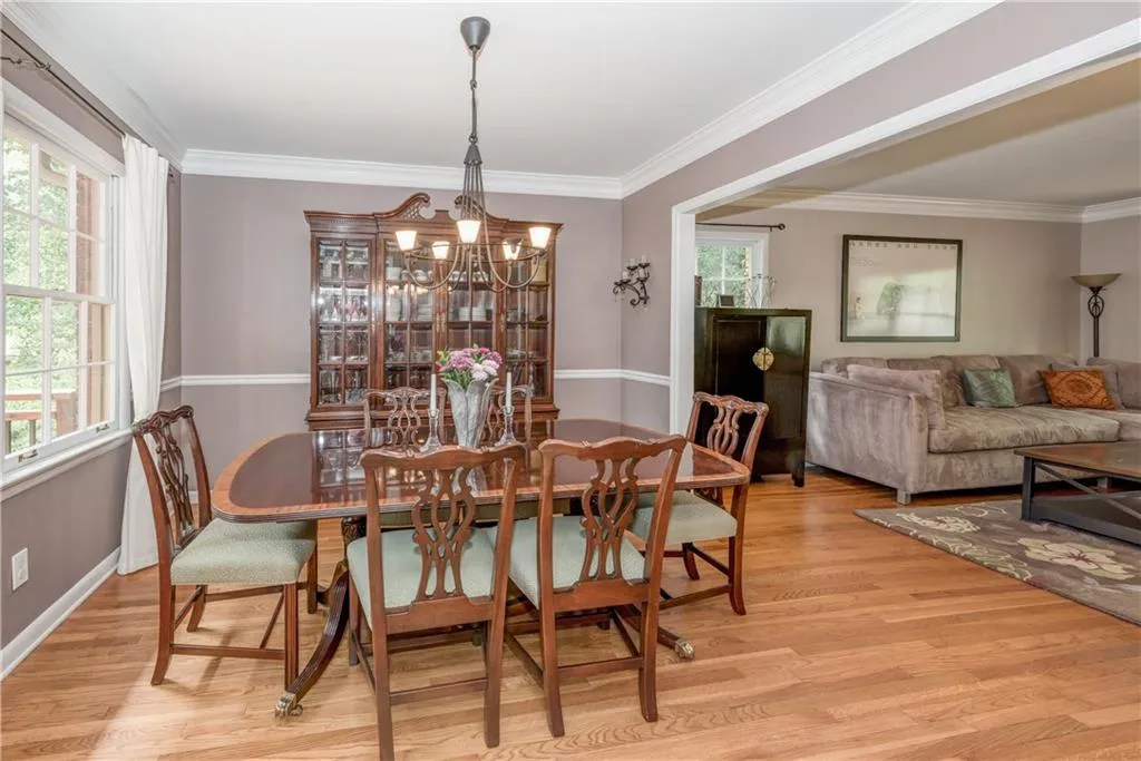 7221 Duncourtney Drive, Atlanta, Georgia 30328, 4 Bedrooms Bedrooms, ,2 BathroomsBathrooms,Residential,Sold,7221 Duncourtney Drive,5747532