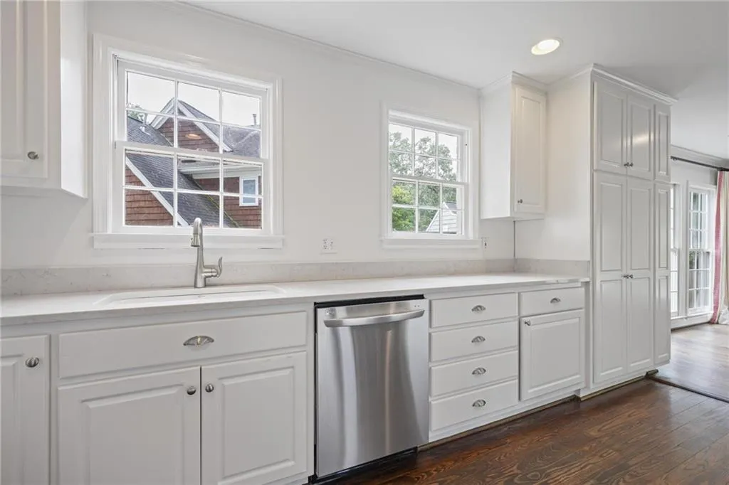 1818 Meredith Drive Nw, Atlanta, Georgia 30318, 3 Bedrooms Bedrooms, ,2 BathroomsBathrooms,Residential,For Sale,1818 Meredith Drive Nw,7617391