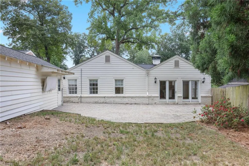 1818 Meredith Drive Nw, Atlanta, Georgia 30318, 3 Bedrooms Bedrooms, ,2 BathroomsBathrooms,Residential,For Sale,1818 Meredith Drive Nw,7617391