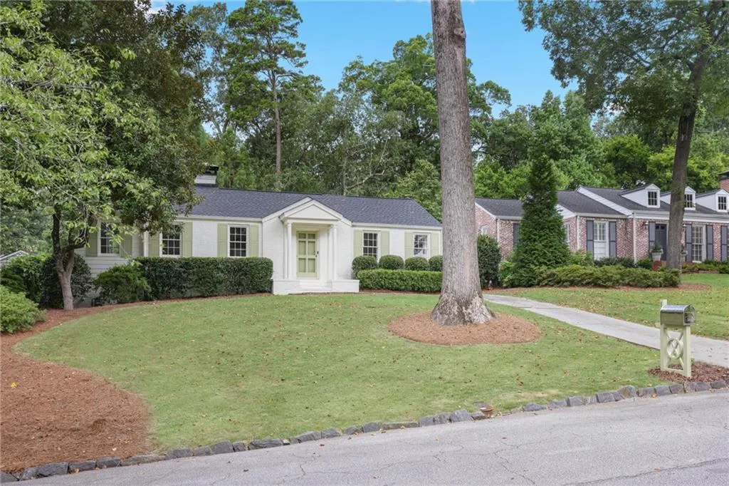 1818 Meredith Drive Nw, Atlanta, Georgia 30318, 3 Bedrooms Bedrooms, ,2 BathroomsBathrooms,Residential,For Sale,1818 Meredith Drive Nw,7617391