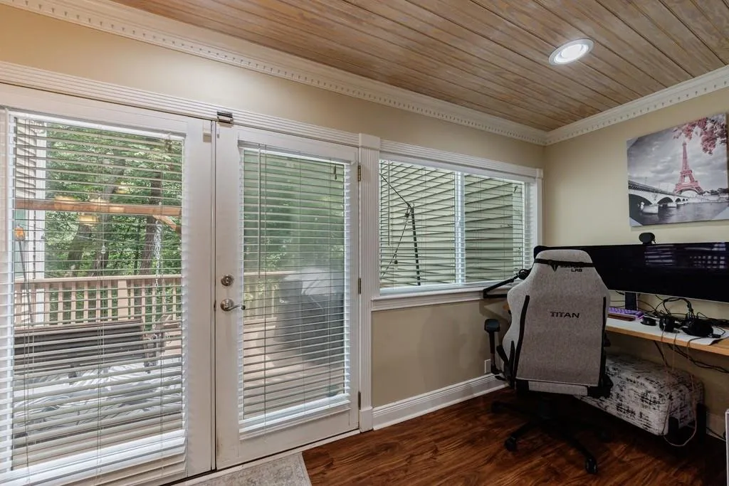 44 Dunwoody Springs Drive, Atlanta, Georgia 30328, 2 Bedrooms Bedrooms, ,2 BathroomsBathrooms,Residential,For Sale,44 Dunwoody Springs Drive,7641422
