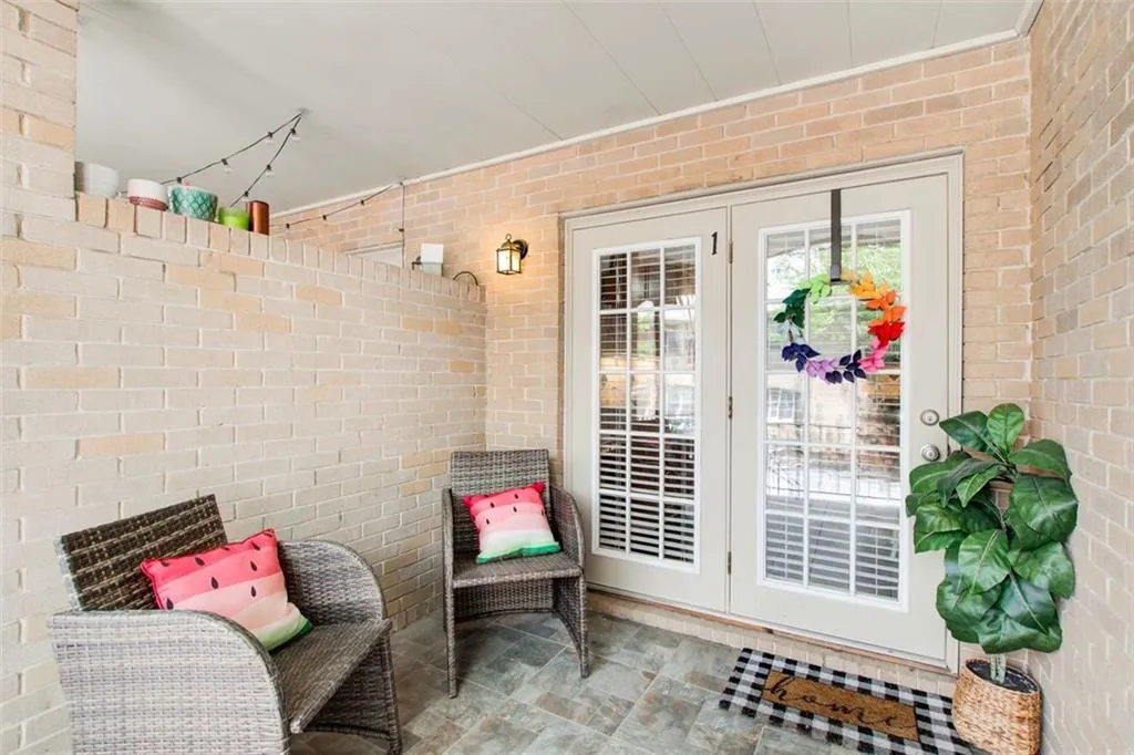750 Dalrymple Road Unit D1, Atlanta, Georgia 30328, 3 Bedrooms Bedrooms, ,2 BathroomsBathrooms,Residential,Sold,750 Dalrymple Road Unit D1,7239294