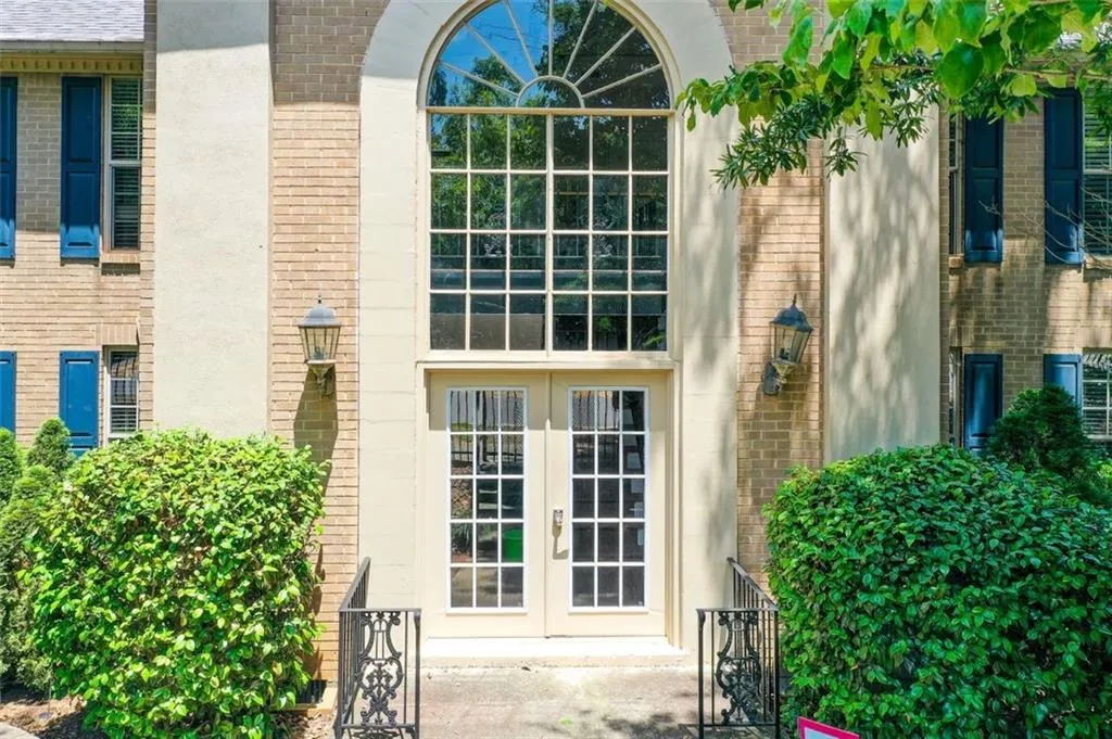 750 Dalrymple Road Unit D1, Atlanta, Georgia 30328, 3 Bedrooms Bedrooms, ,2 BathroomsBathrooms,Residential,Sold,750 Dalrymple Road Unit D1,7239294