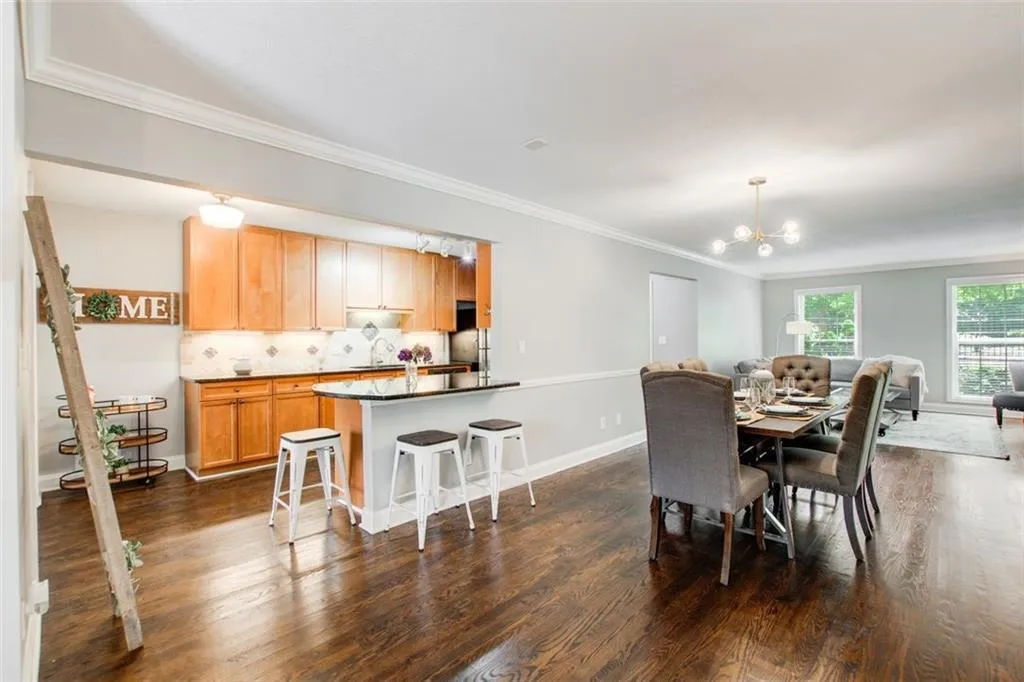 750 Dalrymple Road Unit D1, Atlanta, Georgia 30328, 3 Bedrooms Bedrooms, ,2 BathroomsBathrooms,Residential,Sold,750 Dalrymple Road Unit D1,7239294