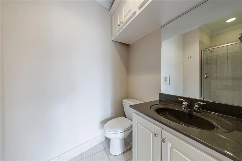 2255 Peachtree Road Ne Unit 620, Atlanta, Georgia 30309, 2 Bedrooms Bedrooms, ,2 BathroomsBathrooms,Residential,For Sale,2255 Peachtree Road Ne Unit 620,7672418