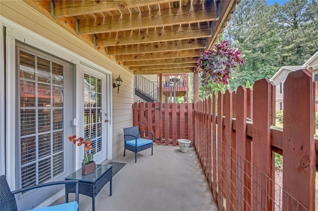 Wonderful private porch off the den