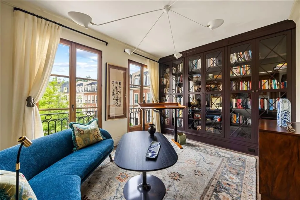 2288 Peachtree Road Nw Unit 16, Atlanta, Georgia 30309, 3 Bedrooms Bedrooms, 0 ,3 BathroomsBathrooms,Residential,For Sale,2288 Peachtree Road Nw Unit 16,7821956