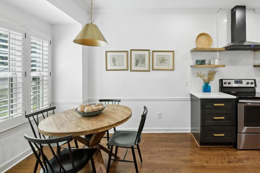 1160 Windsor Parkway Unit 3, Sandy Springs, Georgia 30319, 3 Bedrooms Bedrooms, ,2 BathroomsBathrooms,Residential,Sold,1160 Windsor Parkway Unit 3,7218098 1160 Windsor Parkway Unit 3, Sandy Springs, Georgia 30319, 3 Bedrooms Bedrooms, ,2 BathroomsBathrooms,Residential,Sold,1160 Windsor Parkway Unit 3,7218098