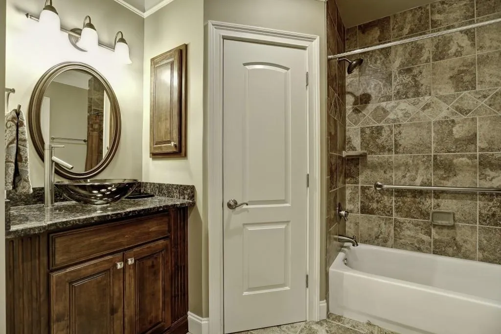 6285 Mount Vernon Oaks Drive, Sandy Springs, Georgia 30328, 6 Bedrooms Bedrooms, ,5 BathroomsBathrooms,Residential,Sold,6285 Mount Vernon Oaks Drive,5796176