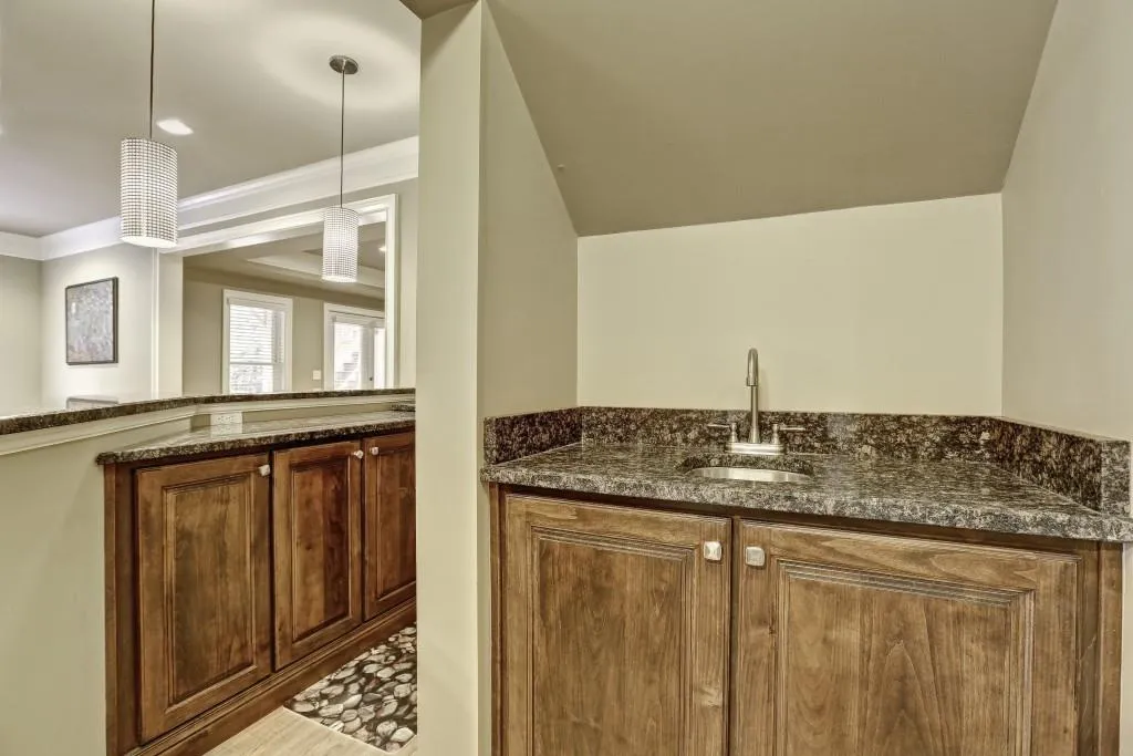 6285 Mount Vernon Oaks Drive, Sandy Springs, Georgia 30328, 6 Bedrooms Bedrooms, ,5 BathroomsBathrooms,Residential,Sold,6285 Mount Vernon Oaks Drive,5796176