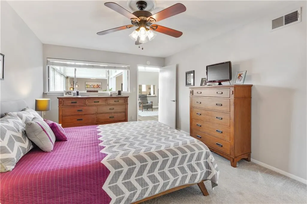 346 Carpenter Drive Unit 49, Sandy Springs, Georgia 30328, 2 Bedrooms Bedrooms, ,2 BathroomsBathrooms,Residential,Sold,346 Carpenter Drive Unit 49,6617532