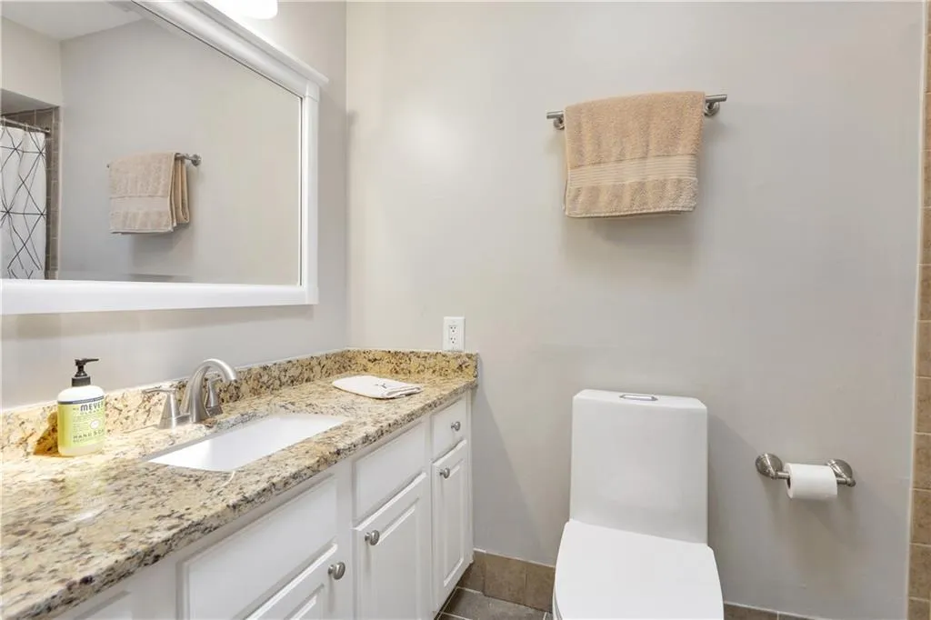 346 Carpenter Drive Unit 49, Sandy Springs, Georgia 30328, 2 Bedrooms Bedrooms, ,2 BathroomsBathrooms,Residential,Sold,346 Carpenter Drive Unit 49,6617532