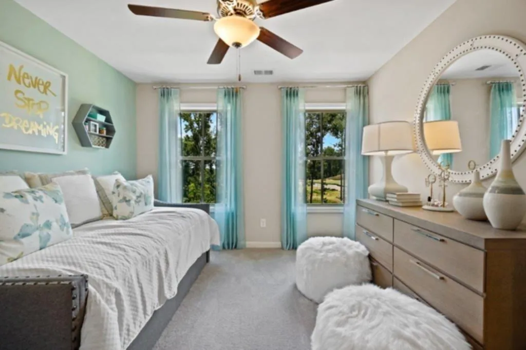 364 Provenance Drive, Sandy Springs, Georgia 30328, 3 Bedrooms Bedrooms, ,3 BathroomsBathrooms,Residential,Sold,364 Provenance Drive,6546367