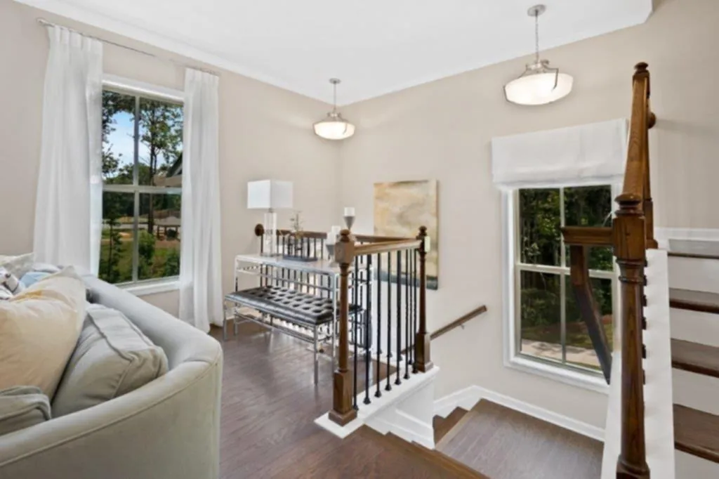 364 Provenance Drive, Sandy Springs, Georgia 30328, 3 Bedrooms Bedrooms, ,3 BathroomsBathrooms,Residential,Sold,364 Provenance Drive,6546367