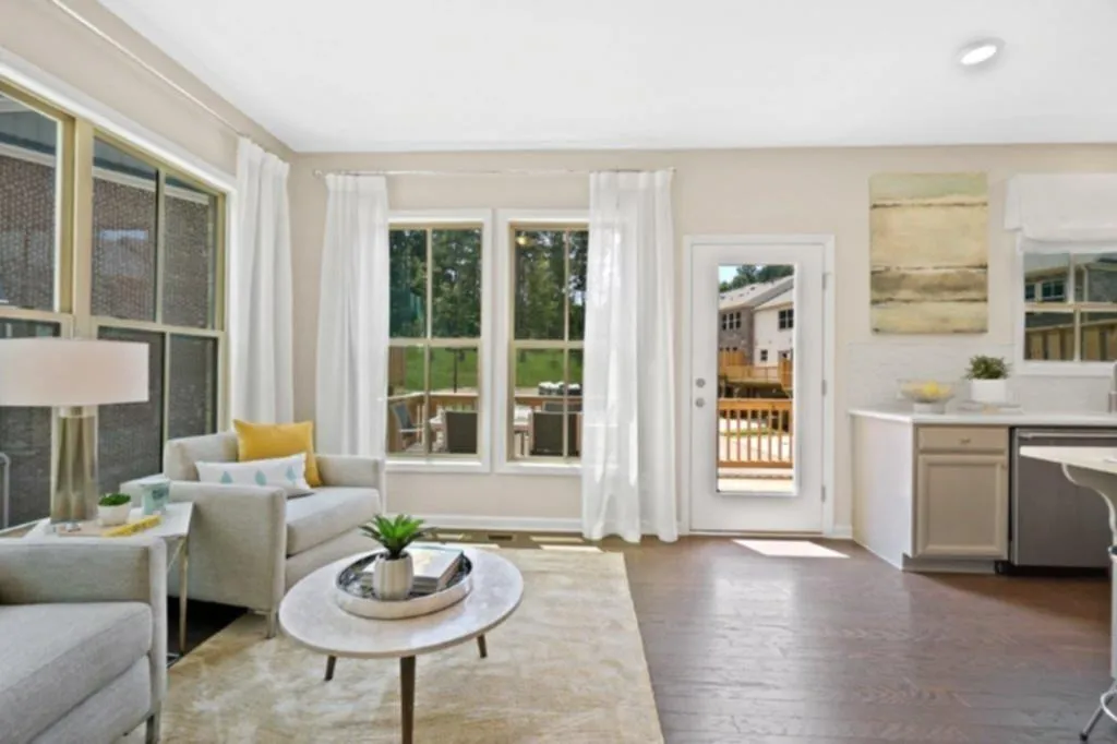 364 Provenance Drive, Sandy Springs, Georgia 30328, 3 Bedrooms Bedrooms, ,3 BathroomsBathrooms,Residential,Sold,364 Provenance Drive,6546367