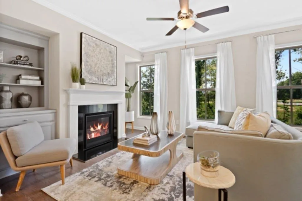 364 Provenance Drive, Sandy Springs, Georgia 30328, 3 Bedrooms Bedrooms, ,3 BathroomsBathrooms,Residential,Sold,364 Provenance Drive,6546367