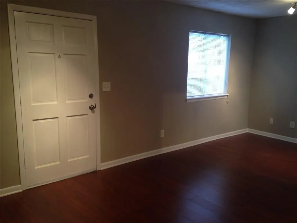 7351 Cardigan Circle, Atlanta, Georgia 30328, 4 Bedrooms Bedrooms, ,3 BathroomsBathrooms,Residential,Sold,7351 Cardigan Circle,5790570