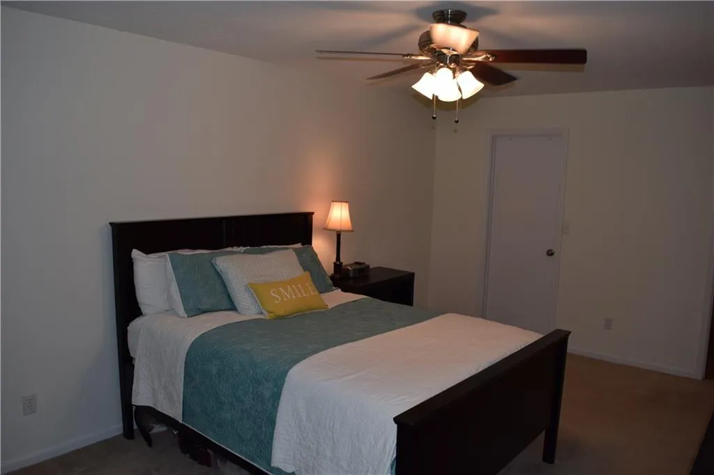 6851 Roswell Road Ne Unit A8, Atlanta, Georgia 30328, 2 Bedrooms Bedrooms, ,2 BathroomsBathrooms,Residential,Sold,6851 Roswell Road Ne Unit A8,5604729