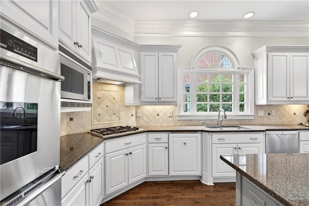 575 Trimble Lake Court, Atlanta, Georgia 30342, 5 Bedrooms Bedrooms, ,5 BathroomsBathrooms,Residential,For Sale,575 Trimble Lake Court,7723517